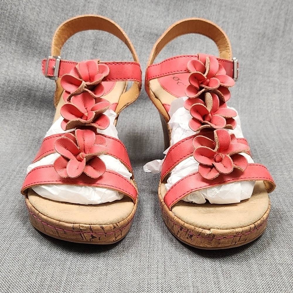 b.o.c Floral High Wedge Strap Sandals. Size 10 - Picture 5 of 12